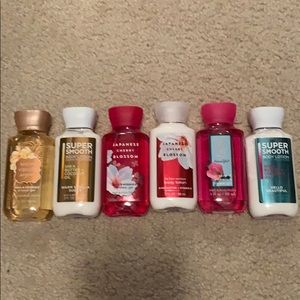 Bath & body works bundle of travel size SG/lotion